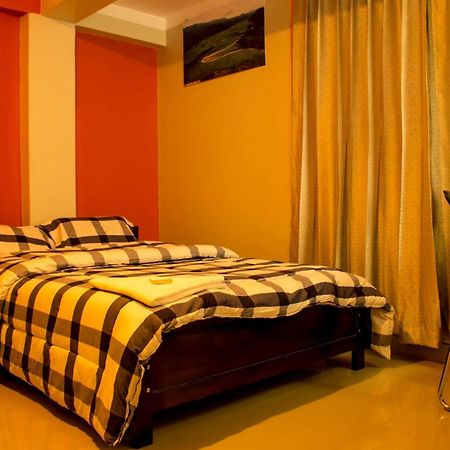 Buenas Noches Hostal شاشابوياس المظهر الخارجي الصورة