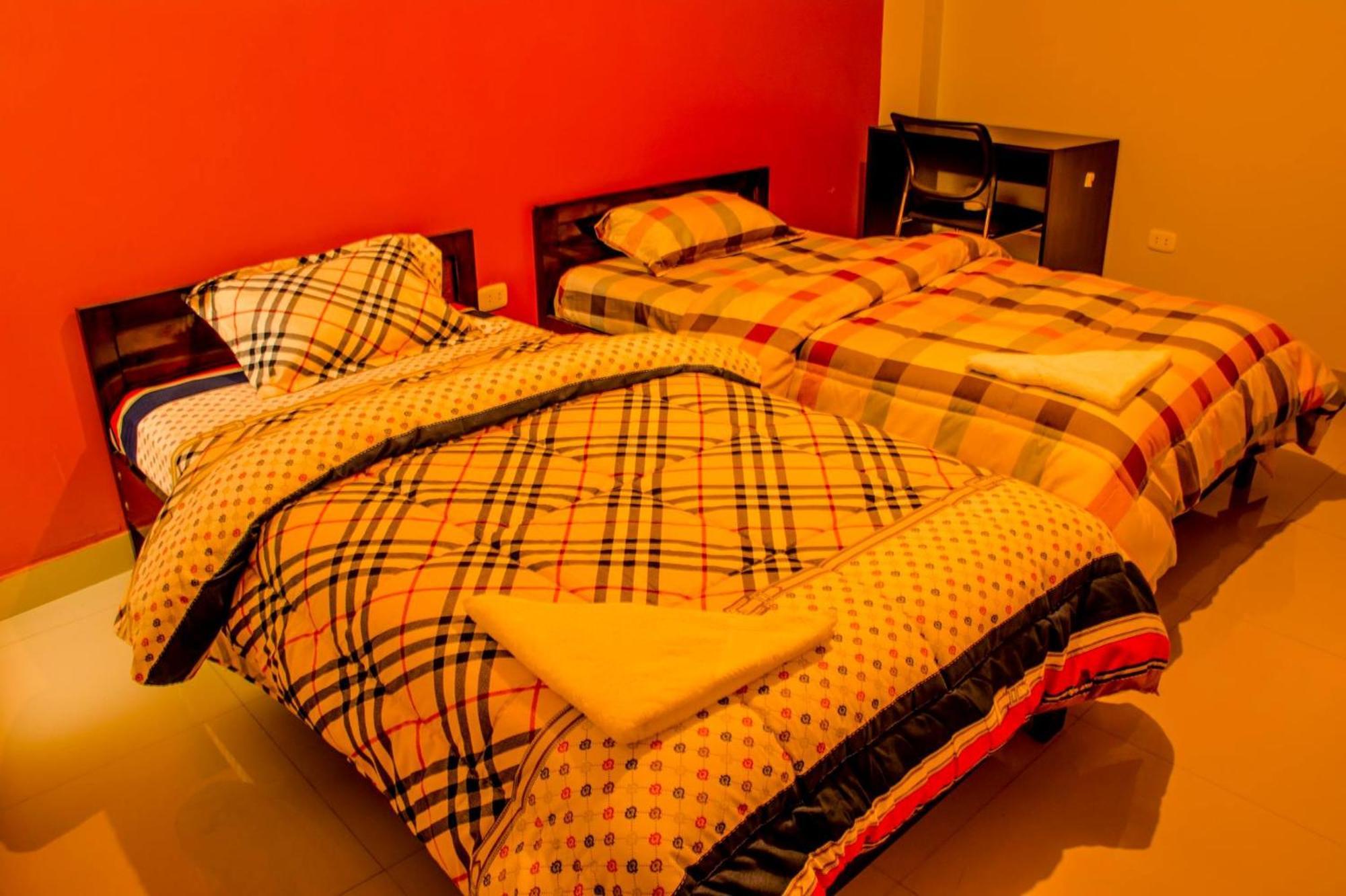 Buenas Noches Hostal شاشابوياس المظهر الخارجي الصورة