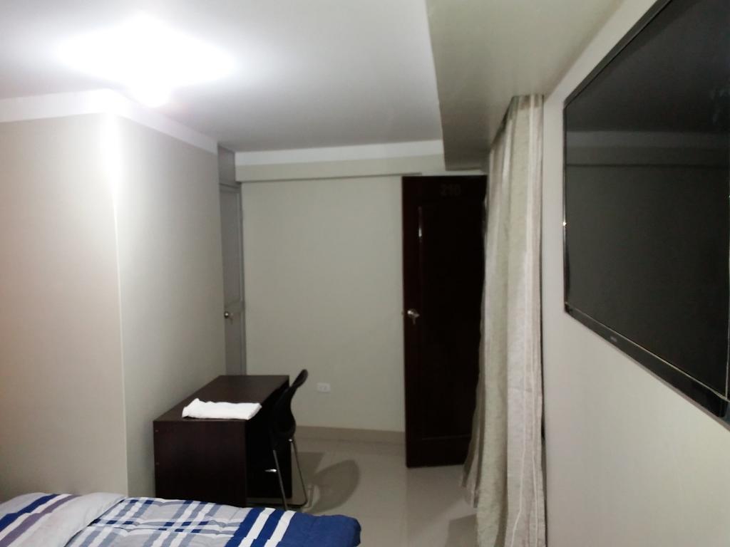 Buenas Noches Hostal شاشابوياس المظهر الخارجي الصورة